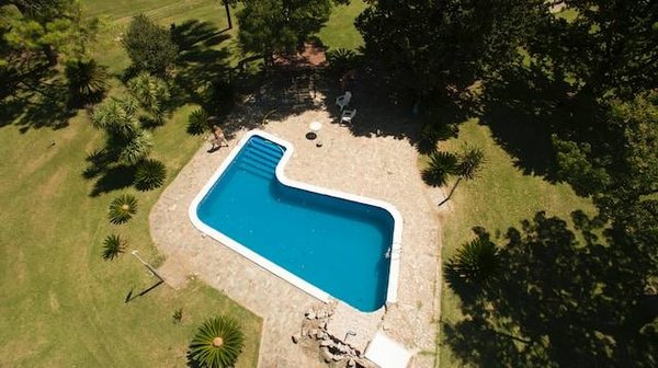Rétrouvez votre pisciniste à Chambery pour décorer votre jardin